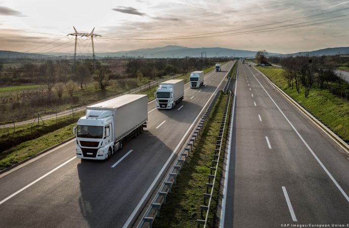 Mobilumo paketas. Darbo užmokestis ir darbo laikas